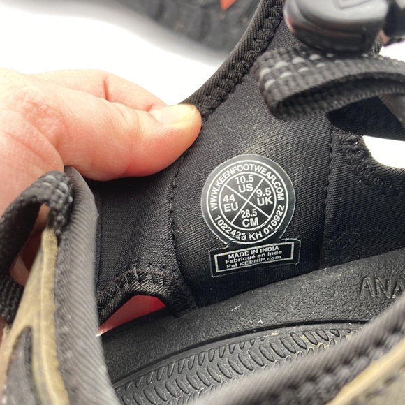 KEEN GREEN GREY TARGHEE III SANDALS - Picture 7 of 7